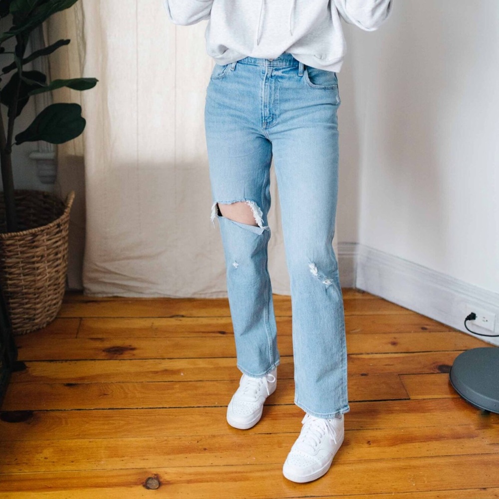Abercrombie & Fitch Light Wash Distressed 90s Straight Leg Jeans Curve Love